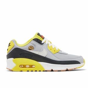 Men’s size 4.5 2021 Nike Air Max 90 Leather GS 'Go The Smile